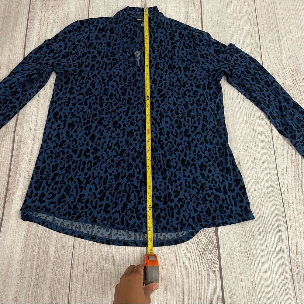 KENNETH COLE Womens Blouse Blue Cheetah Leopard Career Knit Flowy Size Small - Picture 7 of 8